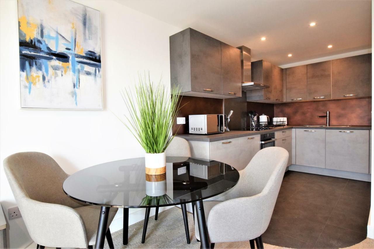 Brunel Loft Apartments - Ya Bristol Esterno foto